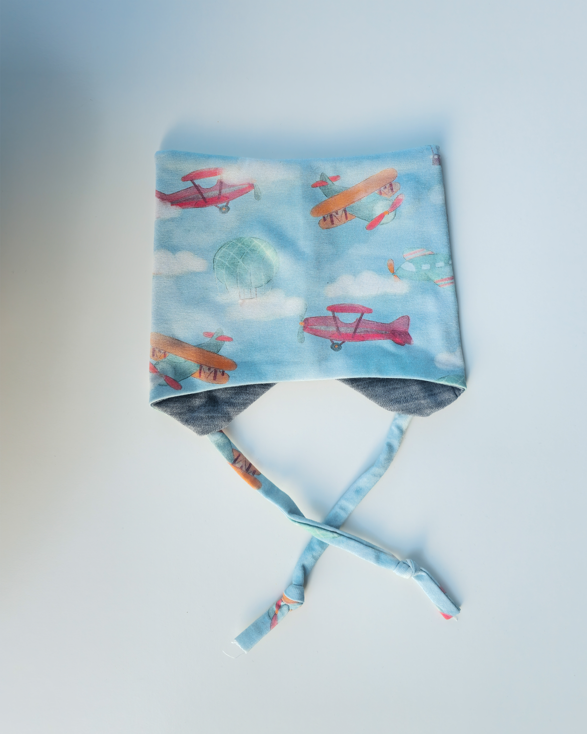 Knytelue med ullfór | Retro fly