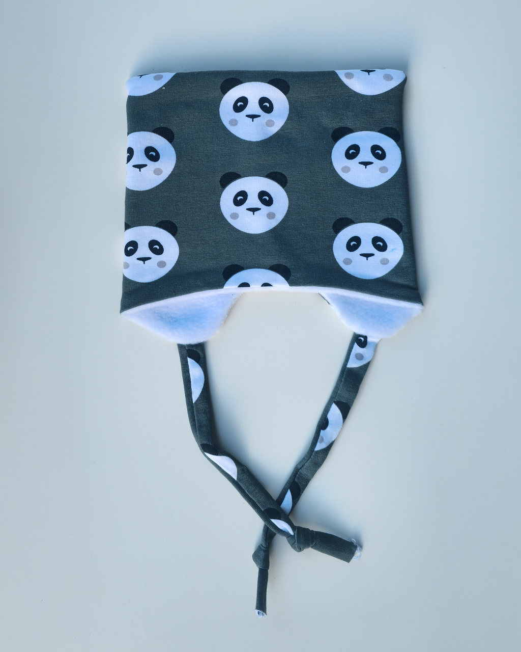 Knytelue med fleece | Mørk khaki panda